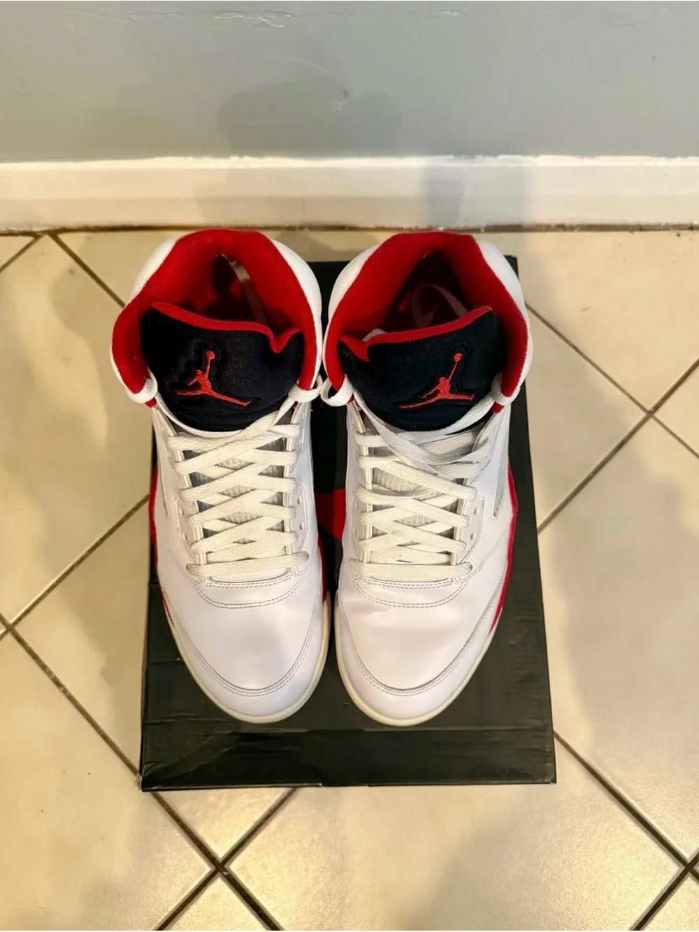 Air Jordan 5 Retro 'Fire Red' - 11 Mens